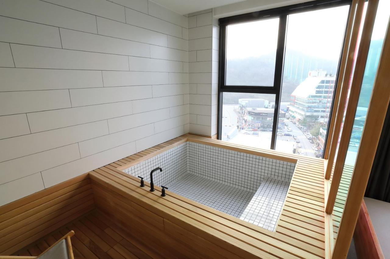 Orchid Hotel Wonju Esterno foto