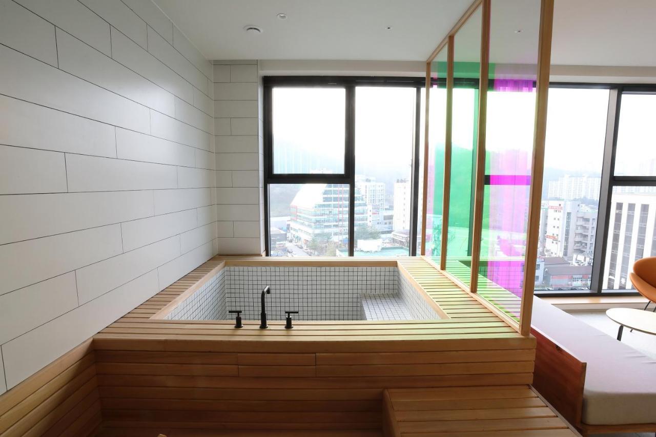 Orchid Hotel Wonju Esterno foto